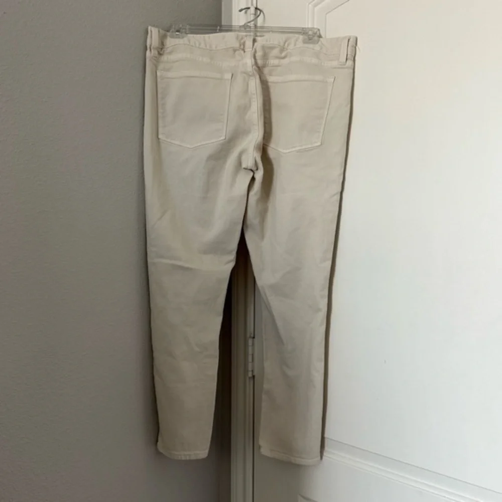 J. Crew 32 White Jeans toothpick Plus Size